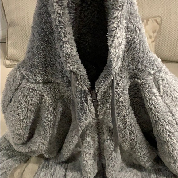 🤓GOOD VIBES Book Mark Teddy Hoodie 🤓 - Picture 8 of 16